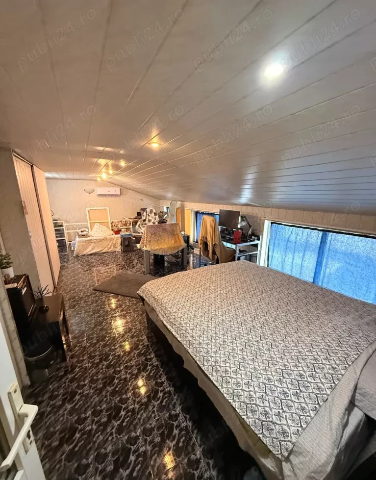 De vânzare casa din caramda 4 camere, zona Capitol, Constanta