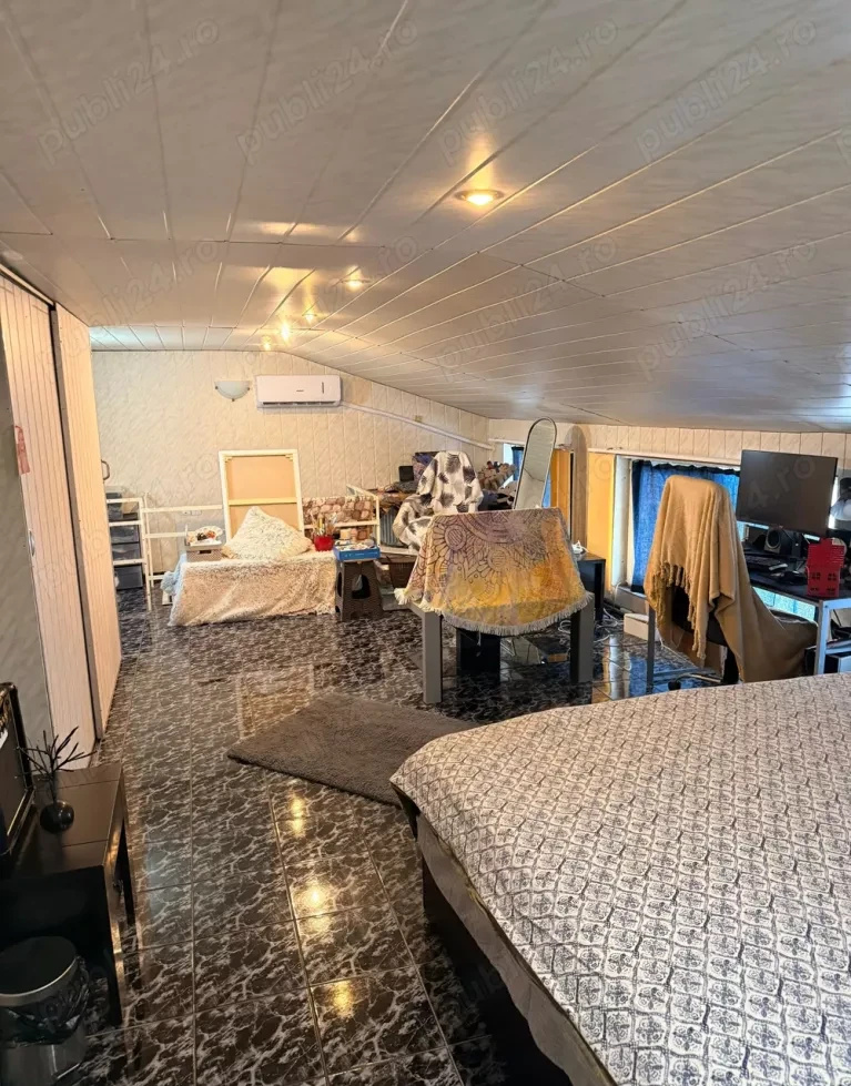 De vânzare casa din caramda 4 camere, zona Capitol, Constanta