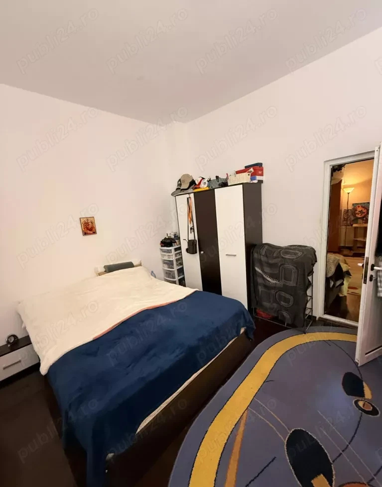 De vânzare casa din caramda 4 camere, zona Capitol, Constanta