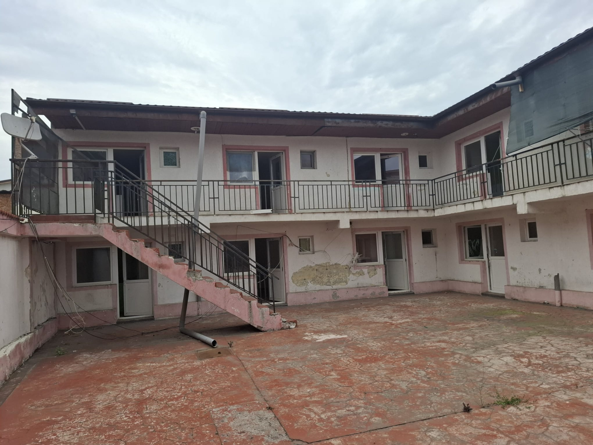 Hotel de vânzare în B Bucuresti, 680 m²