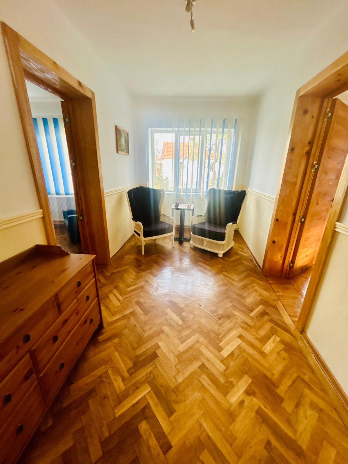 Casă de vânzare în BV Cristian, 176 m²