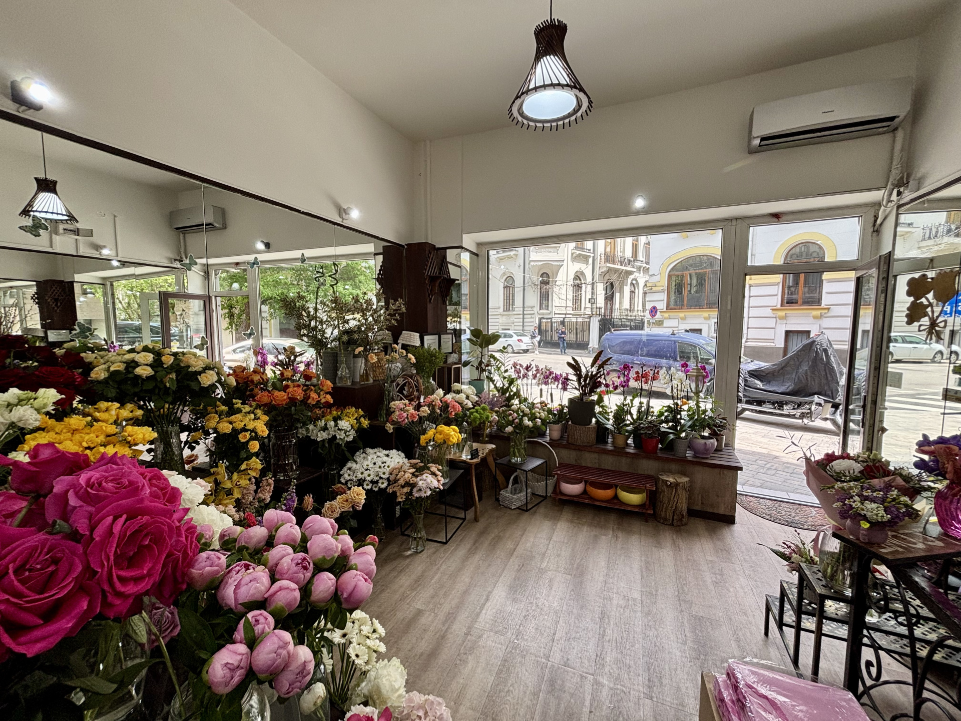 Comercial de vânzare în B Bucuresti, Vasile Lascar Nr. 23-25 ([object Object]), 30 m²