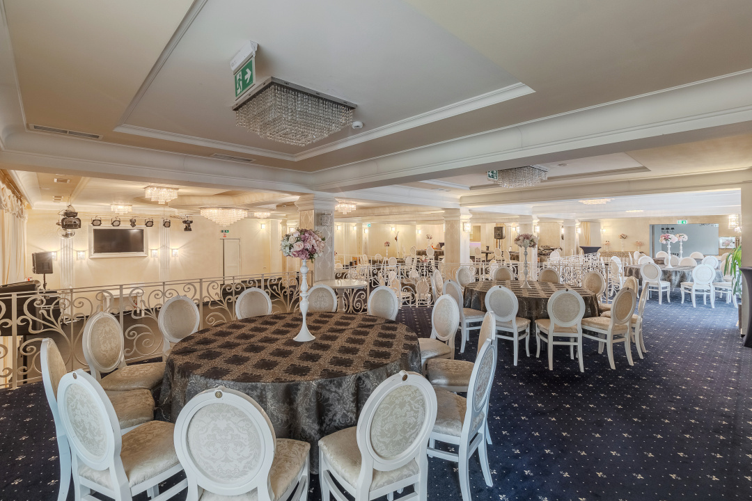 Comercial de închiriat în BH Sanmartin, 600 m²