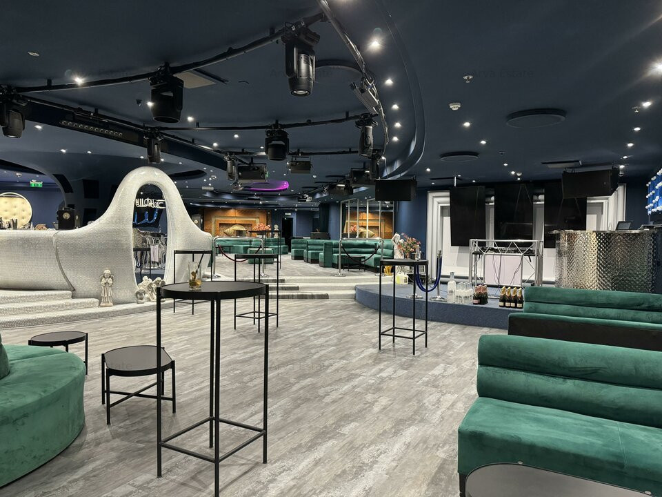 Comercial de vânzare în B Bucuresti, - Nr. - ([object Object]), 1150 m²