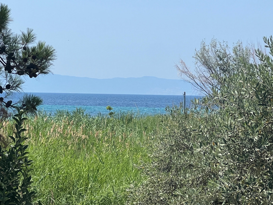 Randament 9.5% Afacere la cheie / Casa de vacanta Thasos Grecia la 50m de plaja