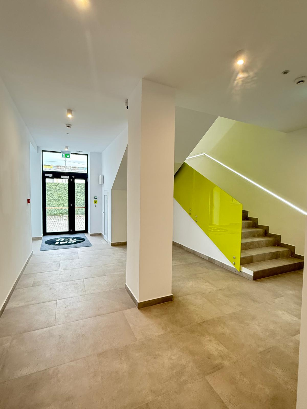Birou de vânzare în CJ Cluj-Napoca, 127 m²