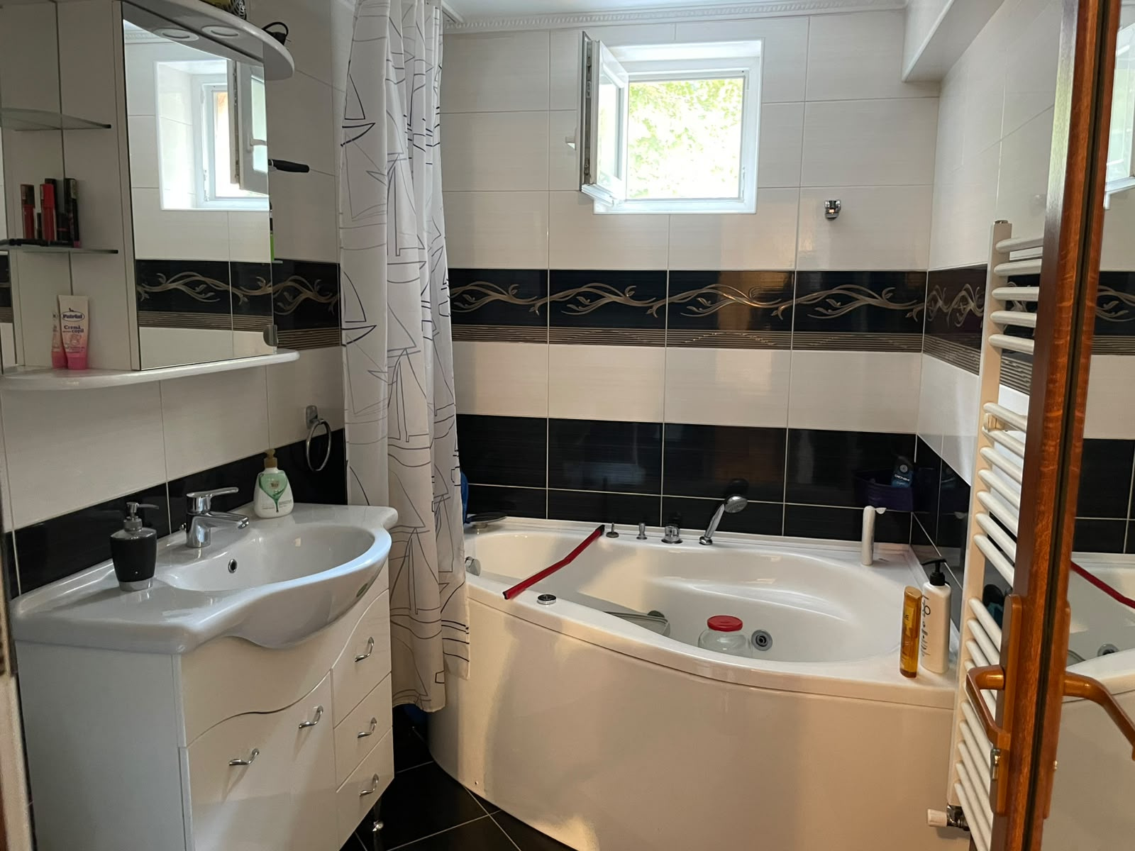 Studio for sale in AG Pitesti, 39 m²