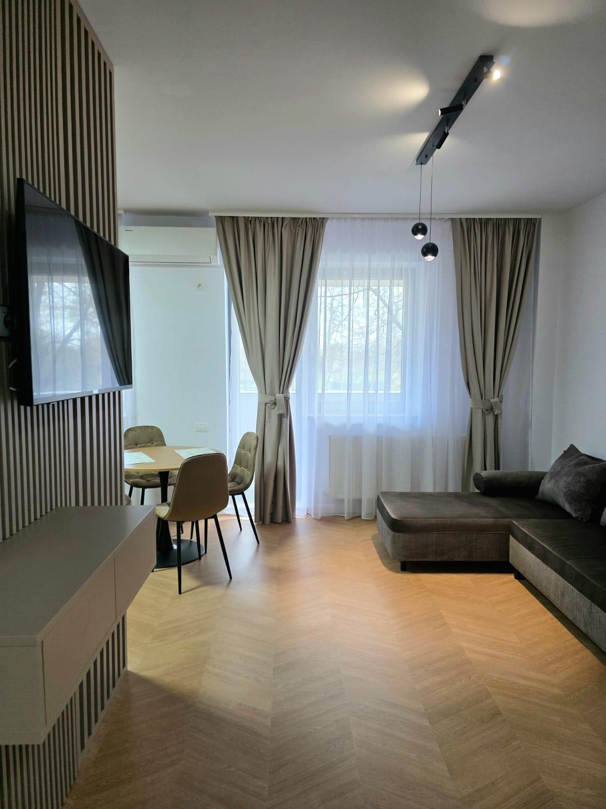 Apartament de închiriat în CT Constanta, 74 m²