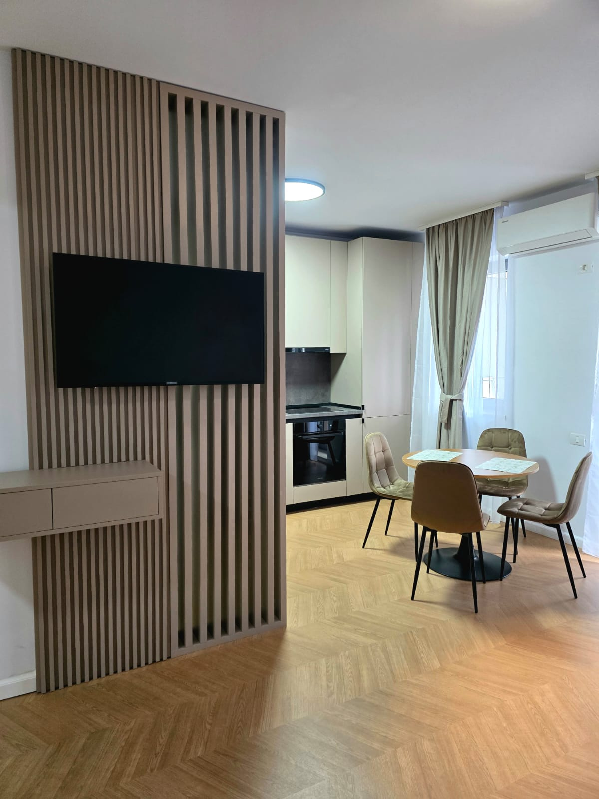 Apartament de închiriat în CT Constanta, 74 m²