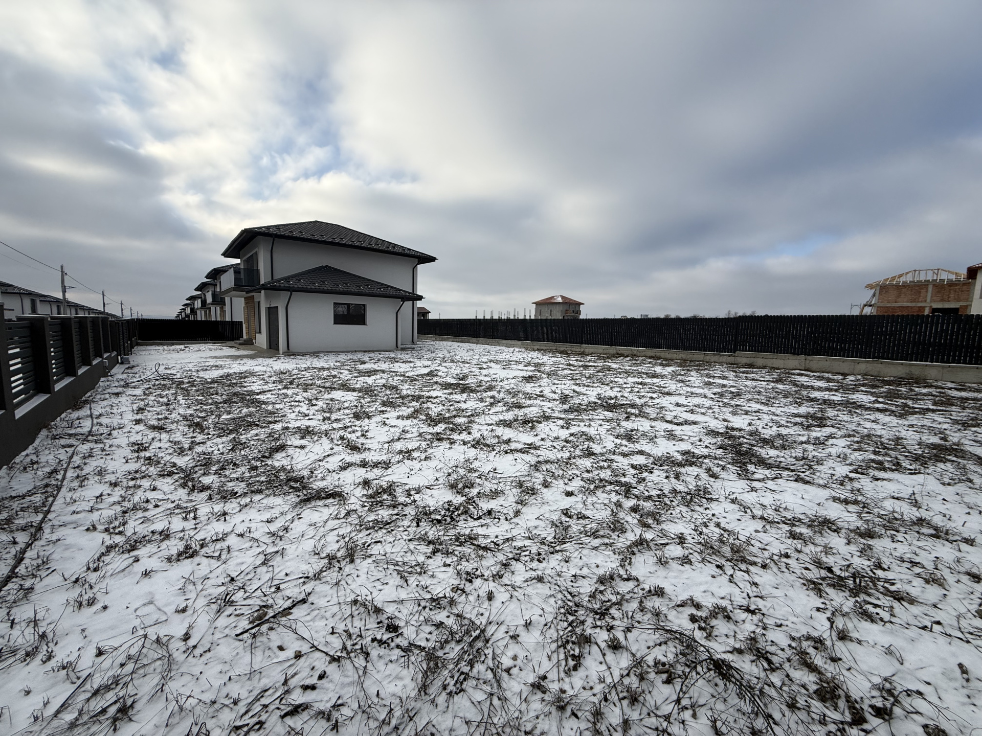 Modern House in Valea Lupului | Registered | 700 sqm Land | Garage | 0% Commission 2
