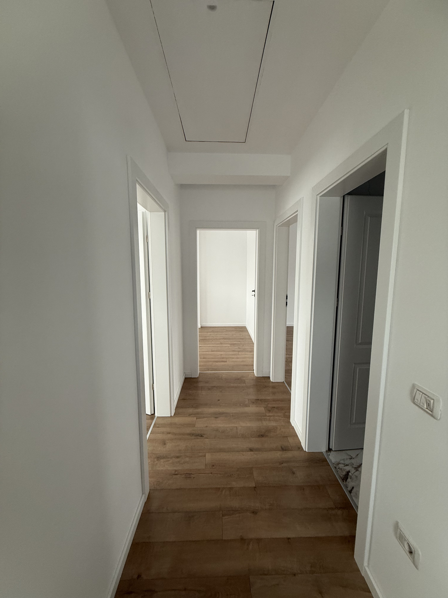For Sale: Registered House Valea Lupului | 4 Rooms | Asphalt Road | 5