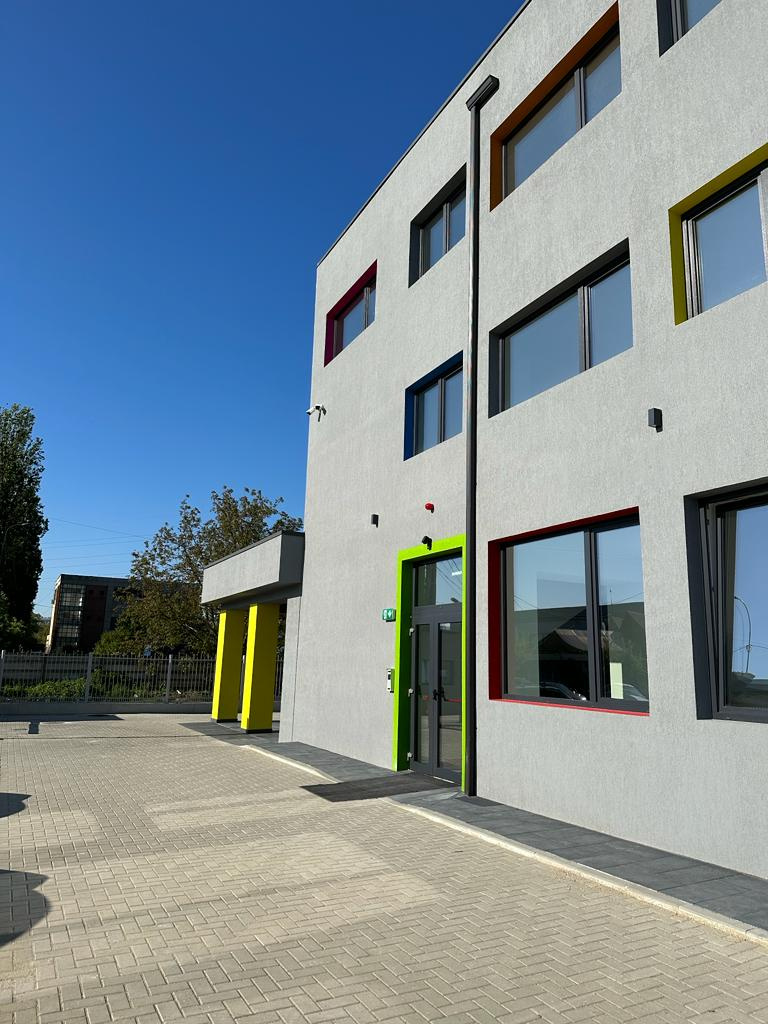 Birou de vânzare în CJ Cluj-Napoca, 300 m²