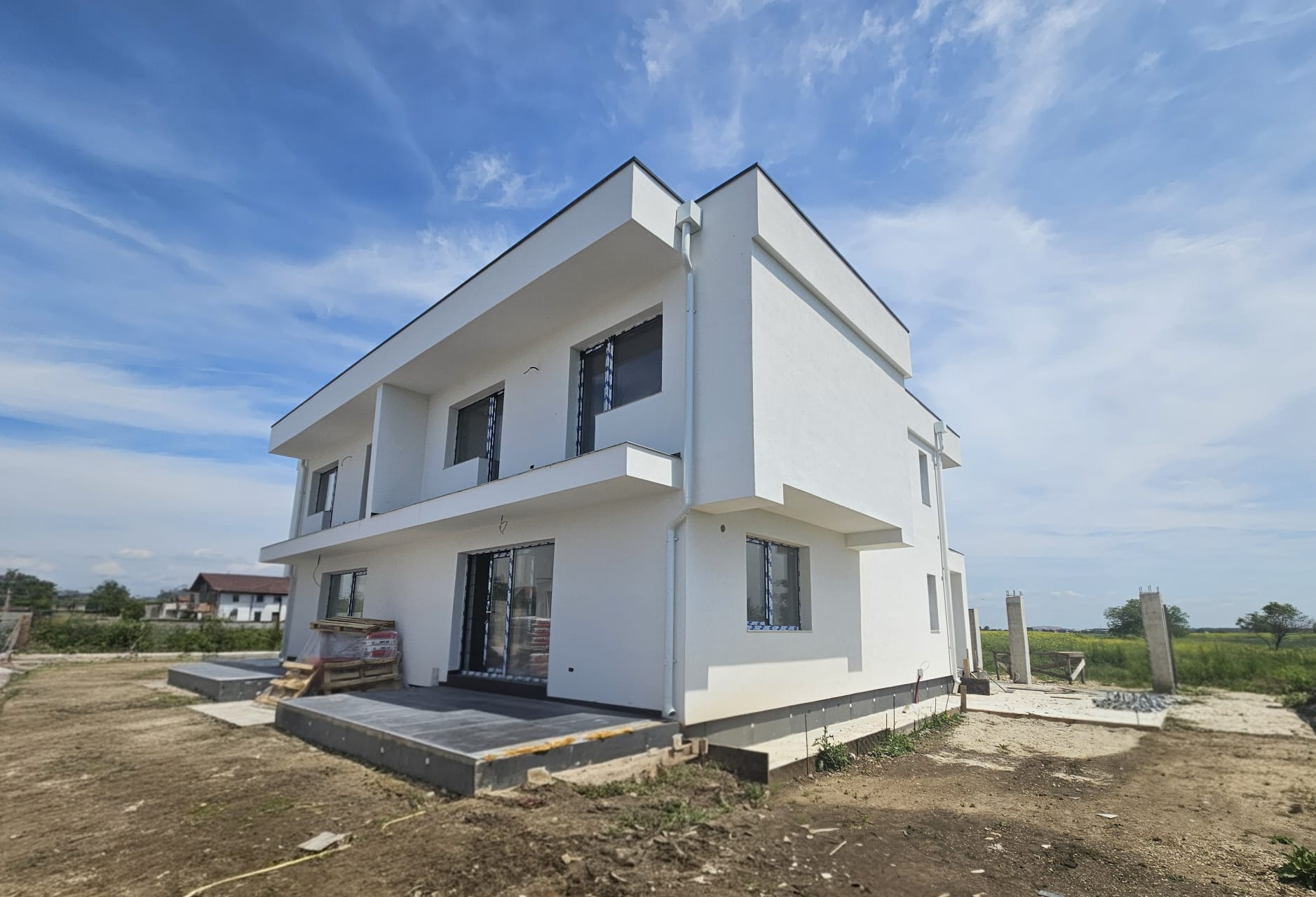 Duplex de vânzare în IF 1 Decembrie, Garoafei Nr. 45 ([object Object]), 130 m²