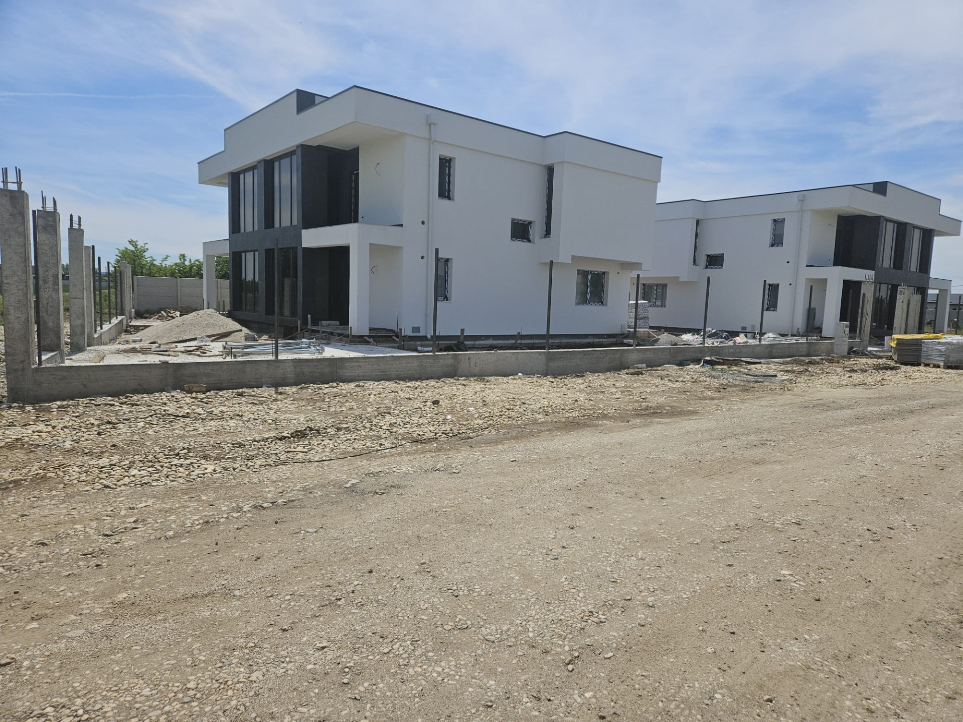 Duplex de vânzare în IF 1 Decembrie, Garoafei Nr. 45 ([object Object]), 130 m²