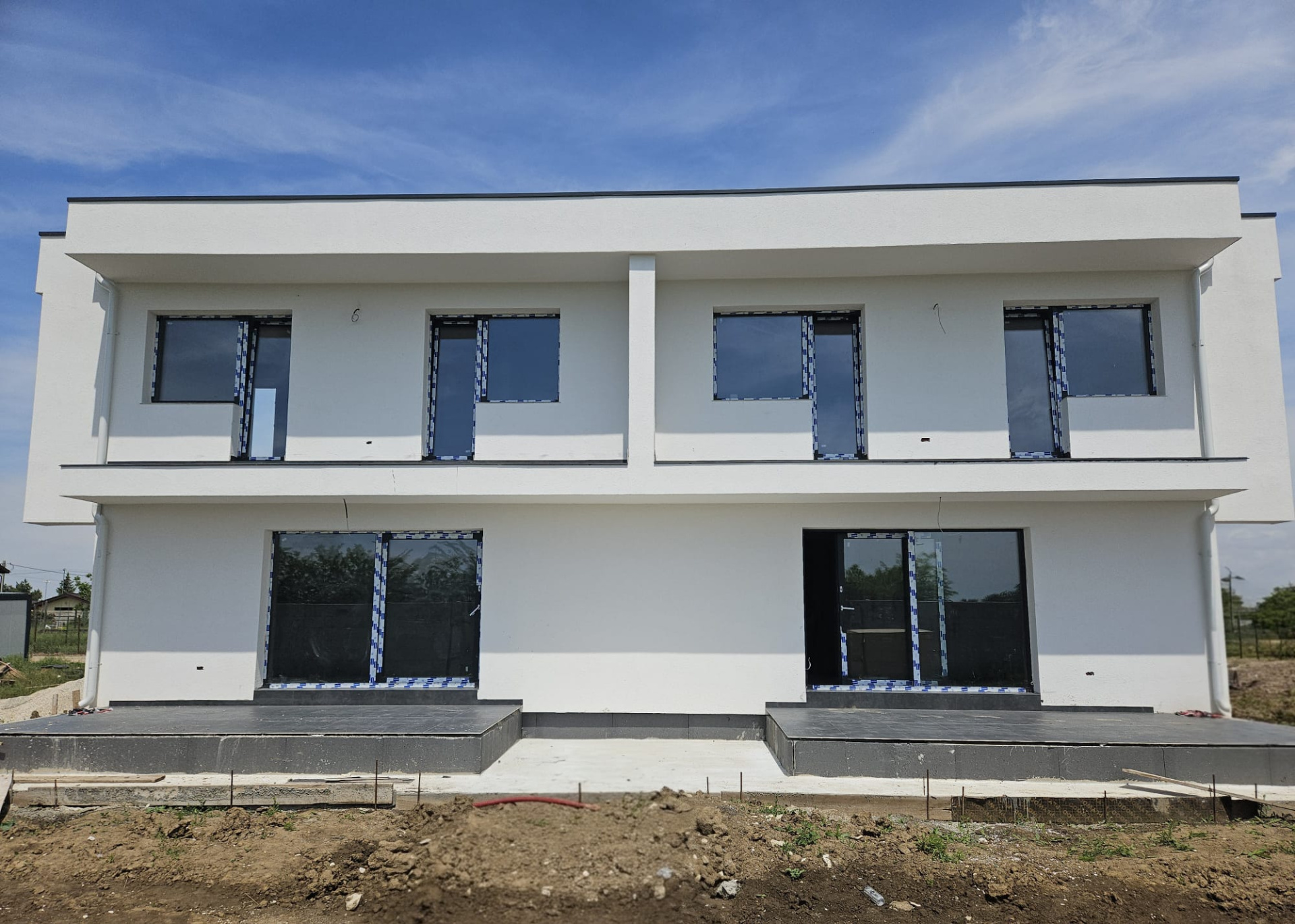 Duplex de vânzare în IF 1 Decembrie, Garoafei Nr. 45 ([object Object]), 130 m²