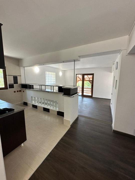 Exceptional 5-Room Residence | 200 sqm Usable | 1,438 sqm Land | Aleea Mănăstirii 3