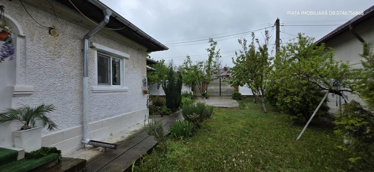 Charming 4-Bedroom House with Full Utilities and Generous Land – Ghirdoveni 2