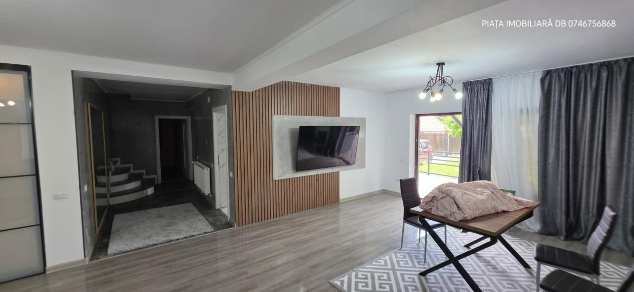 Casă de vânzare în DB Targoviste, 247 m²