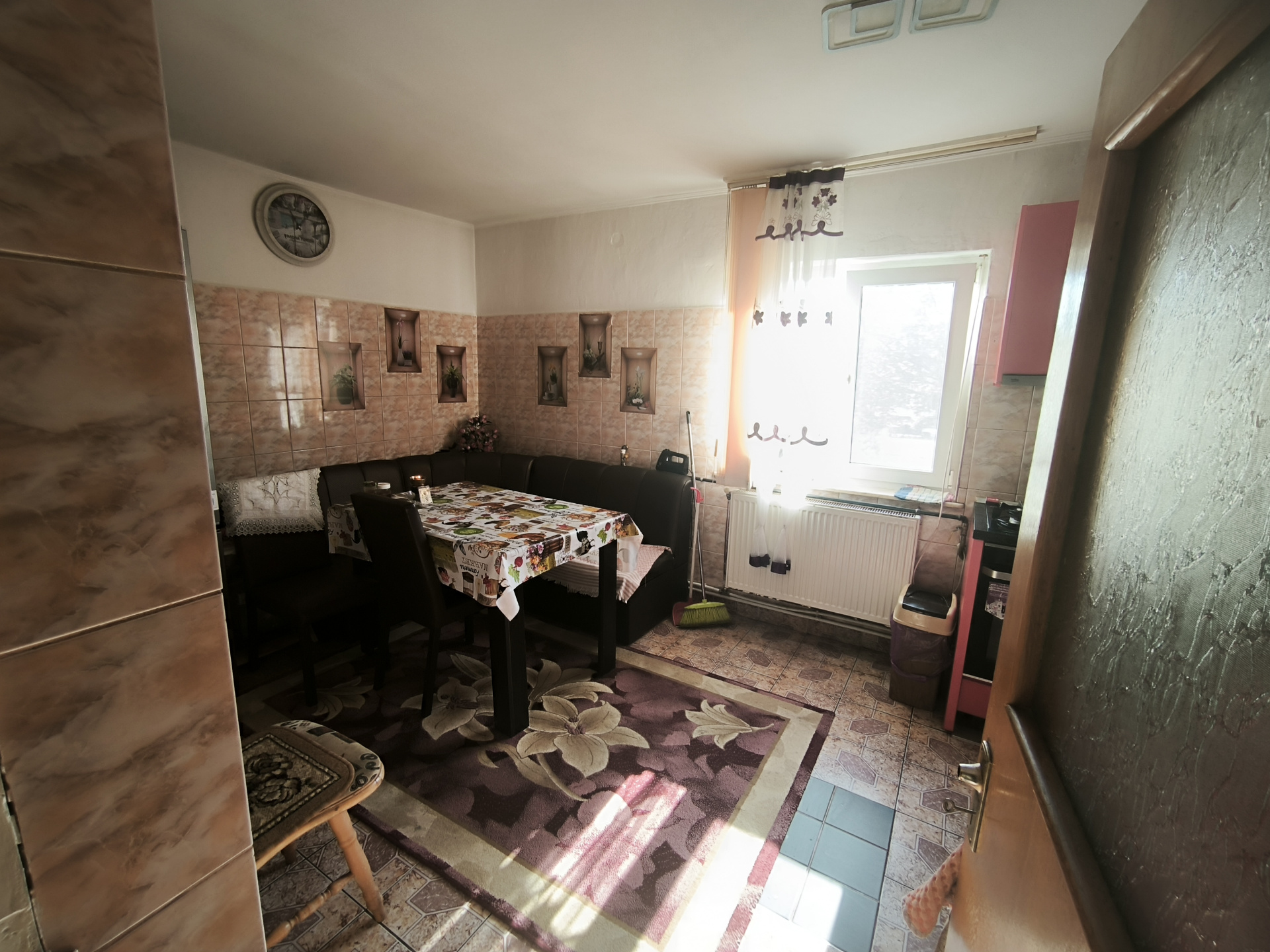 Casă de vânzare în AG Pitesti, 278 m²