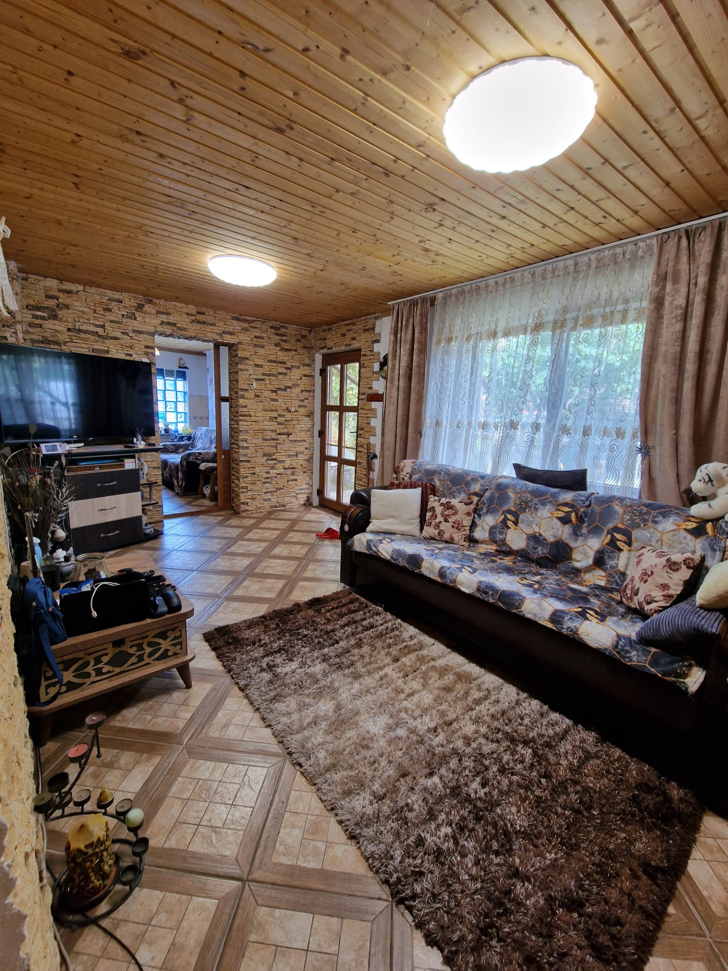 House for sale in Mircea Vodă + 1600 sqm land 2