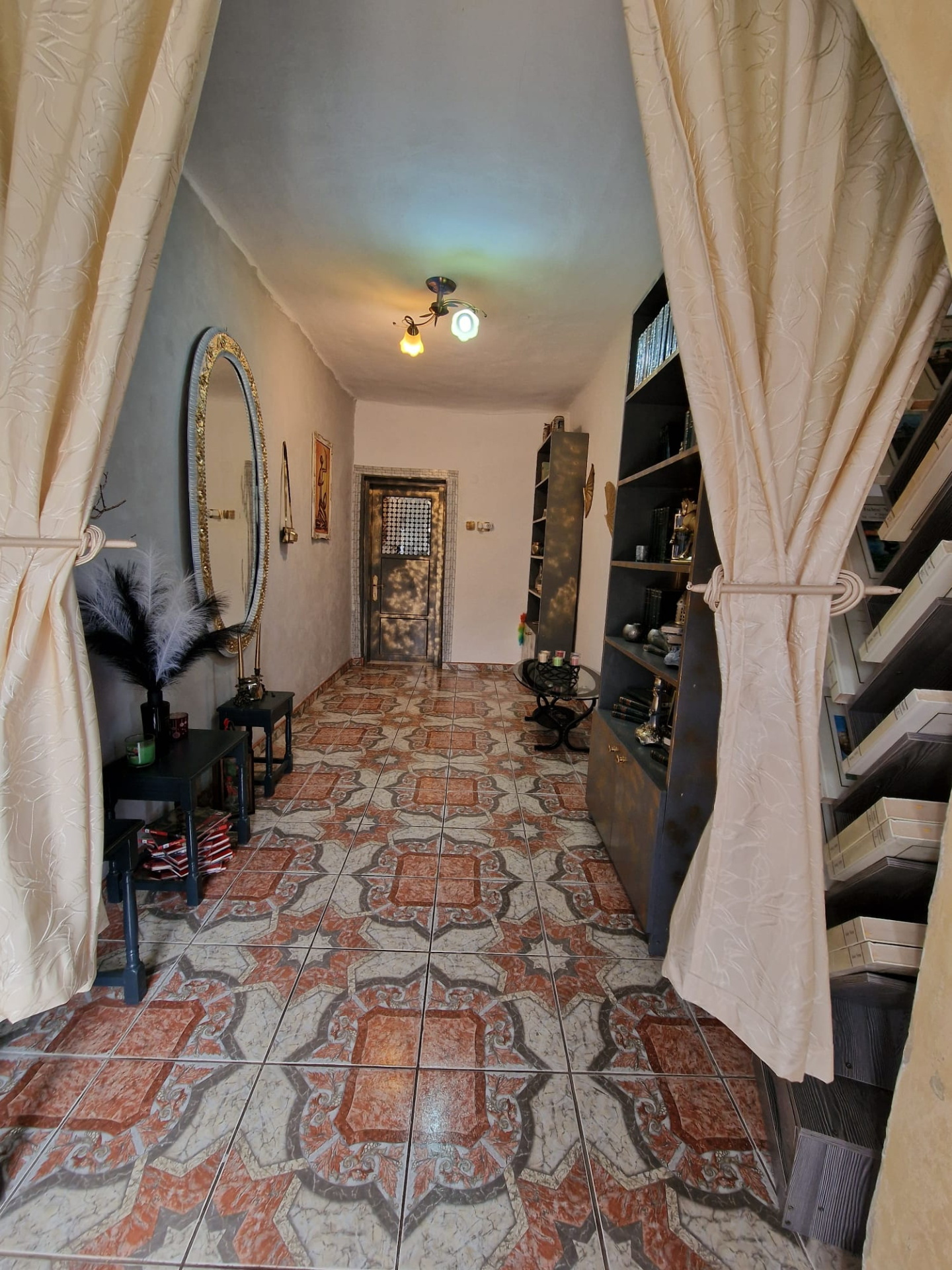 House for sale in Mircea Vodă + 1600 sqm land 5