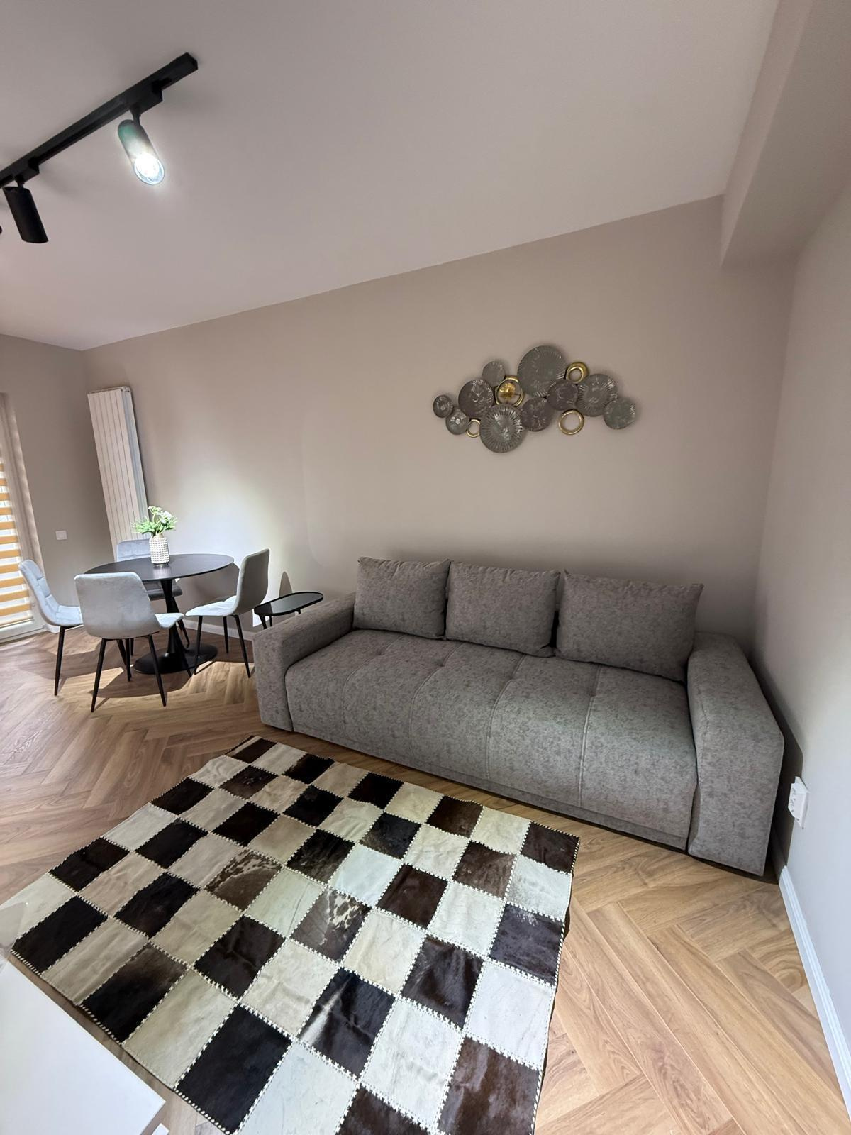 Apartament de vânzare în CJ Floresti, 56 m²