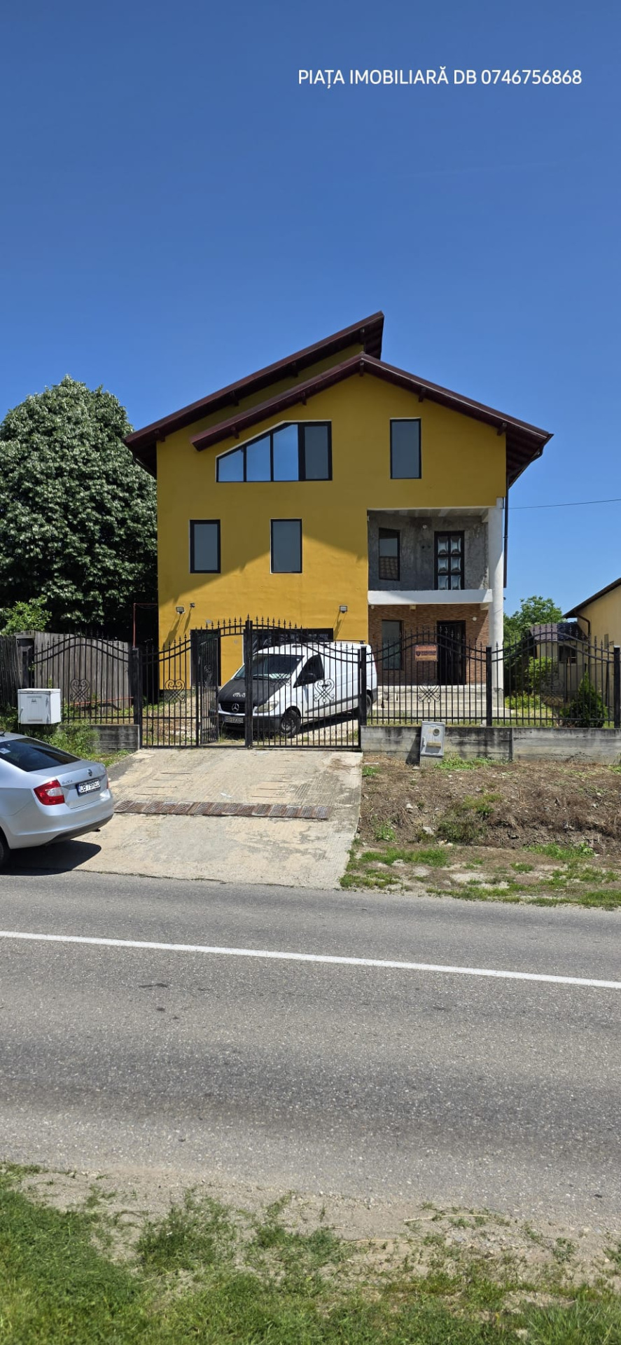 Casă de vânzare în DB Razvad, 480 m²