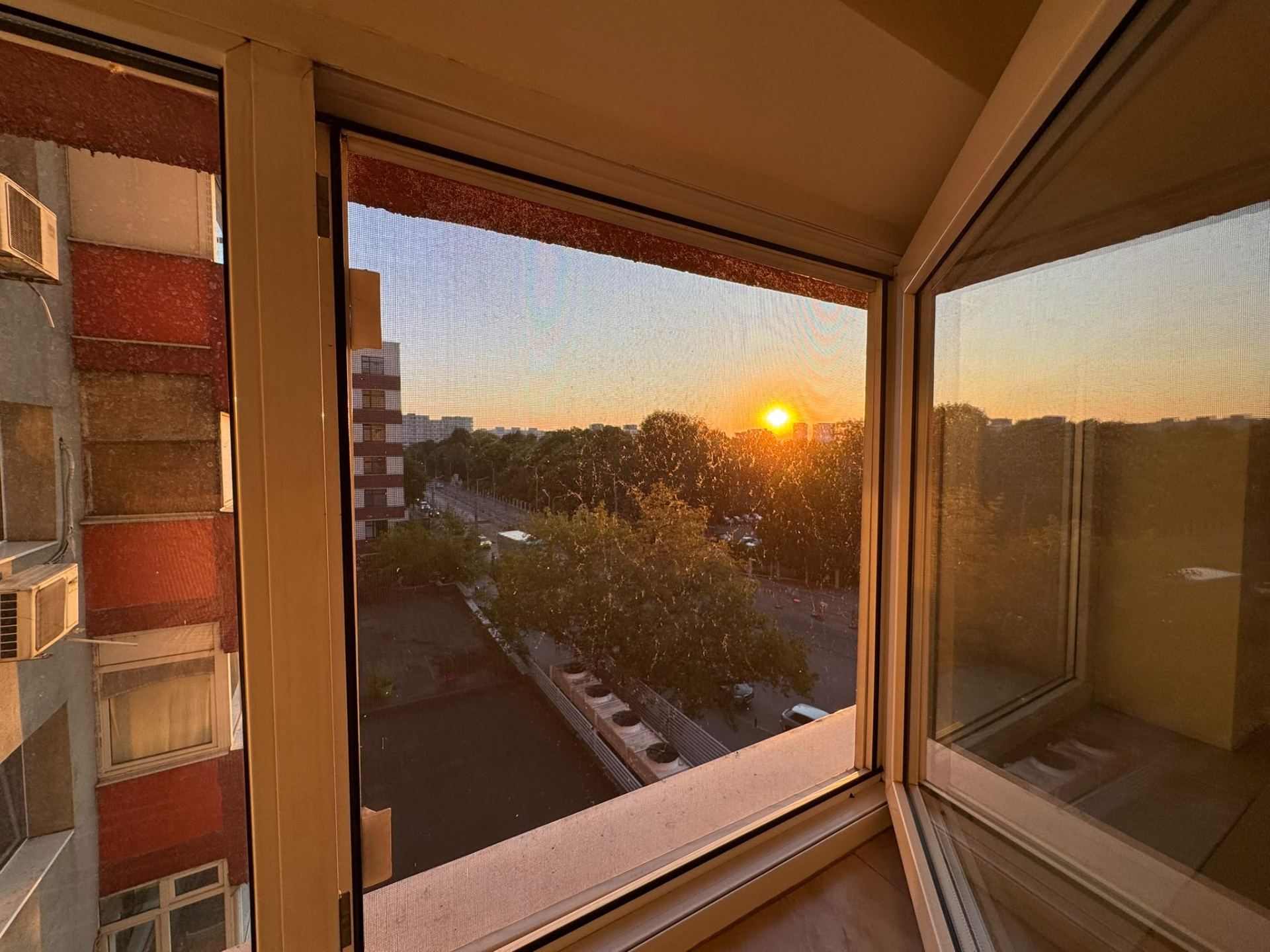 Apartment for rent in B Bucuresti, 102 m²
