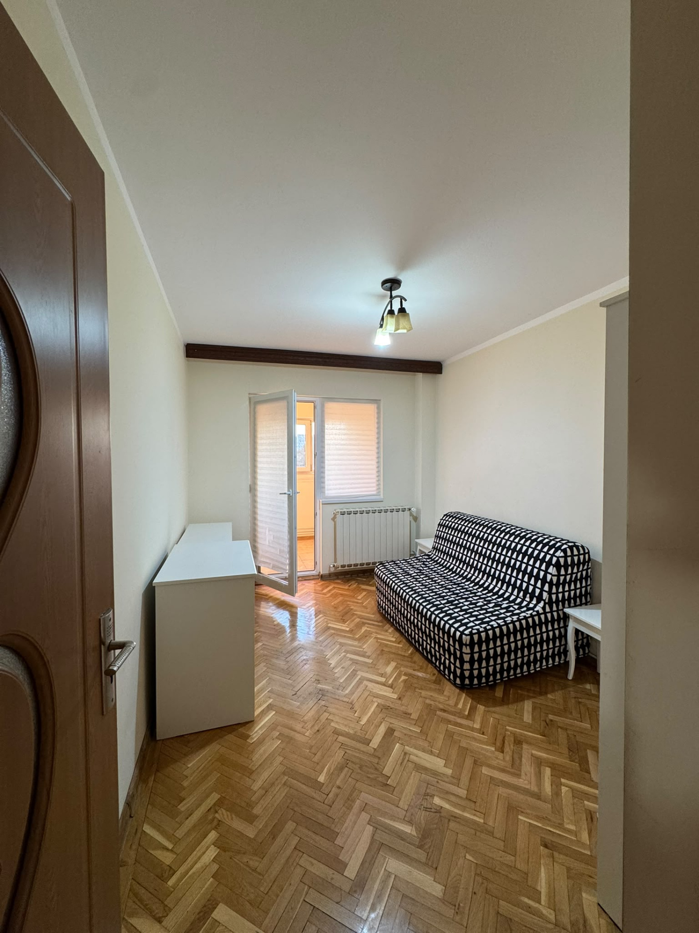 Apartment for rent in B Bucuresti, 102 m²
