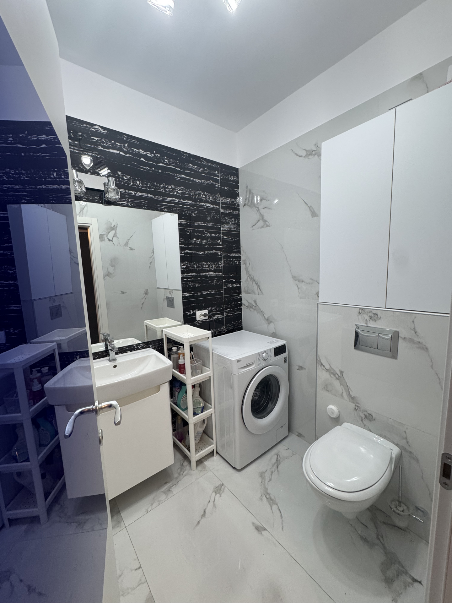 Apartament de închiriat în B Bucuresti, 107 m²