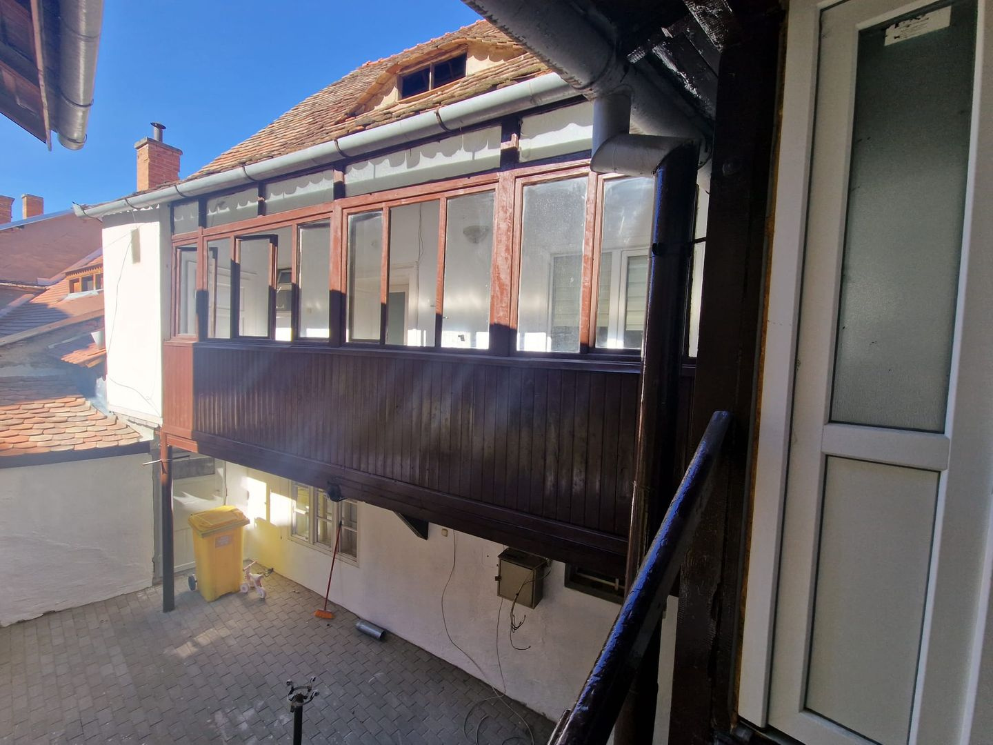 Apartament 2 camere - Mobilat si Utilat - Etaj 1 - Ultra Central