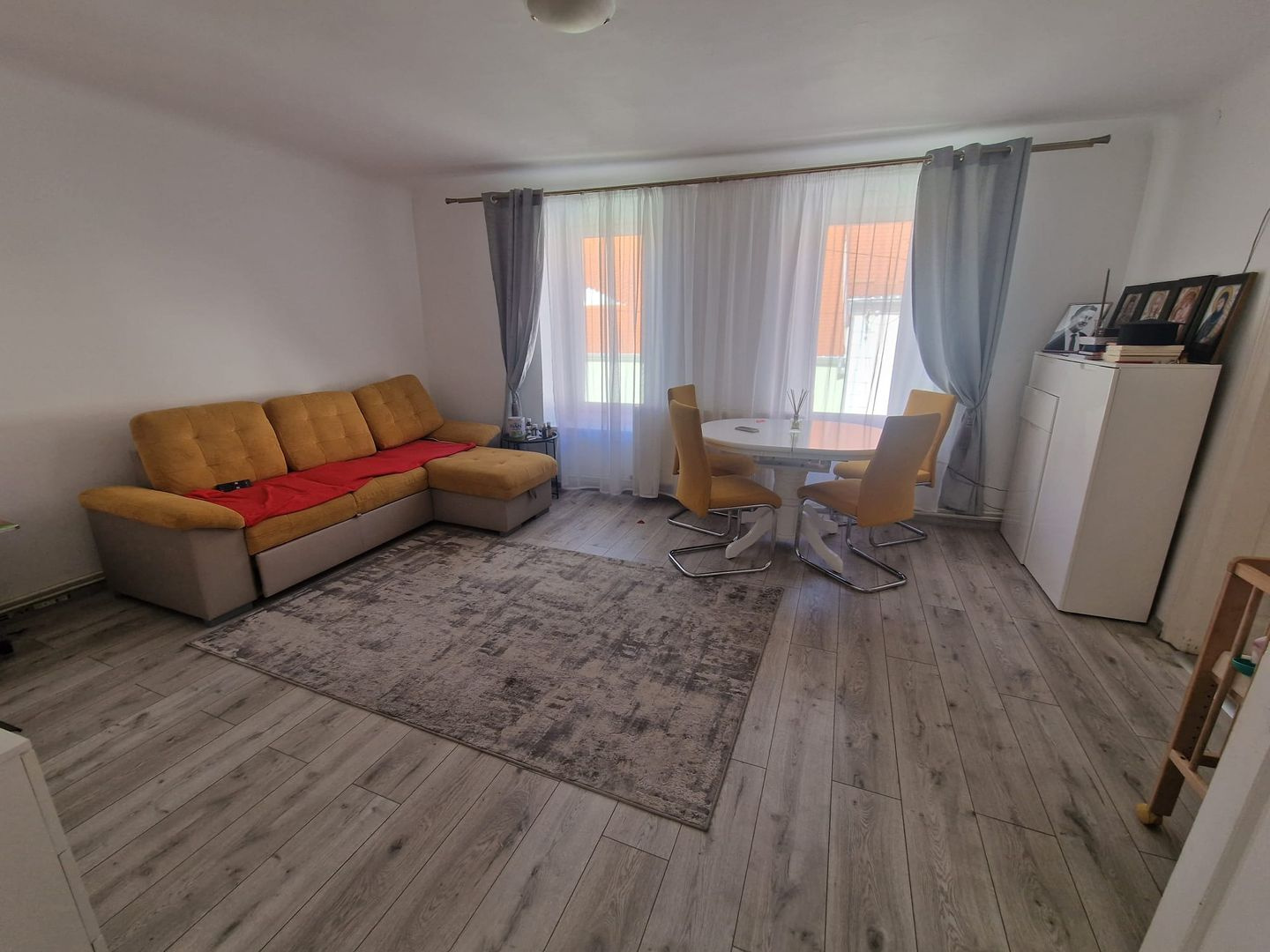 Apartament 2 camere - Mobilat si Utilat - Etaj 1 - Ultra Central
