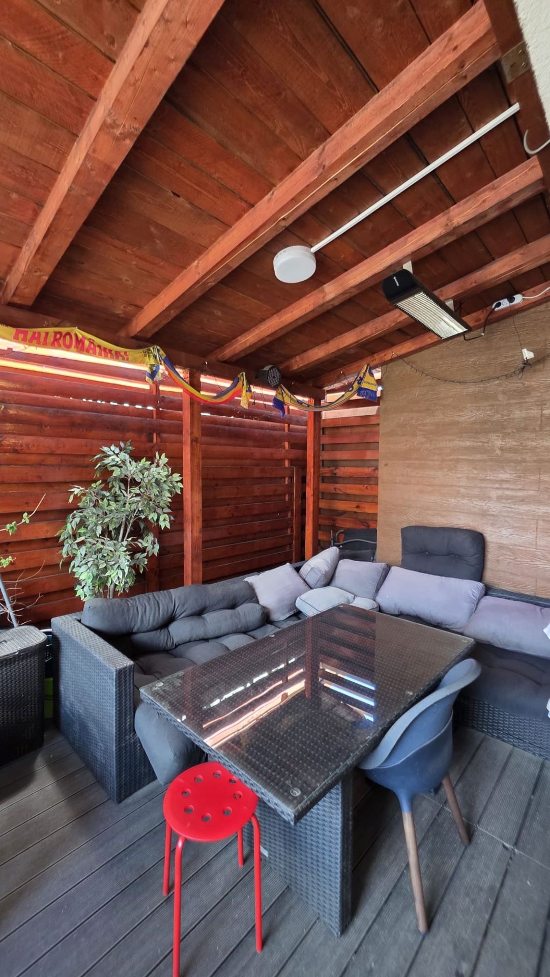 Casă de vânzare în B Bucuresti, buhusi Nr. 10b ([object Object]), 165 m²