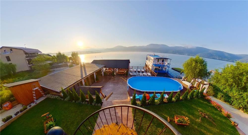 Hotel for sale in MH Eselnita, 1000 m²