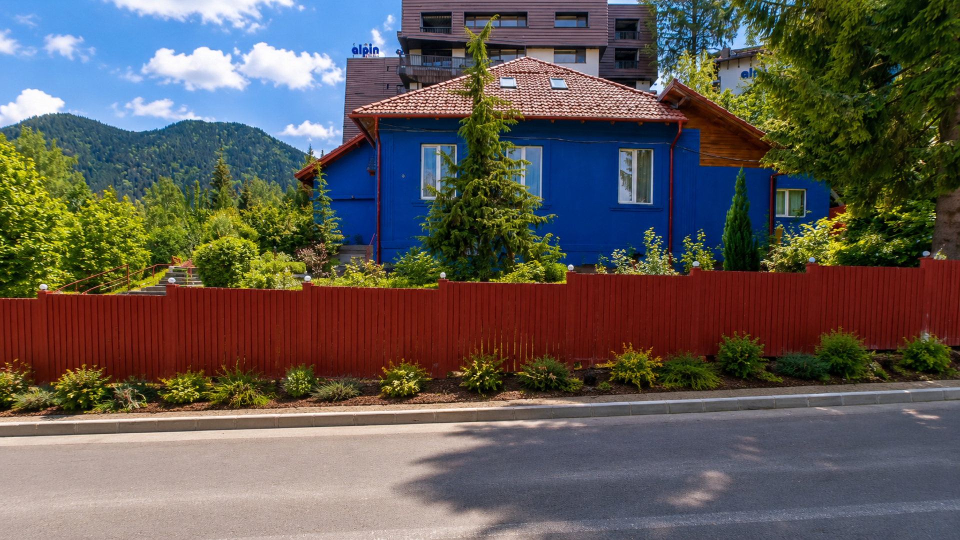 Premium Villa in Poiana Brașov | 440 sqm useful area | Land 1,766 sqm 2