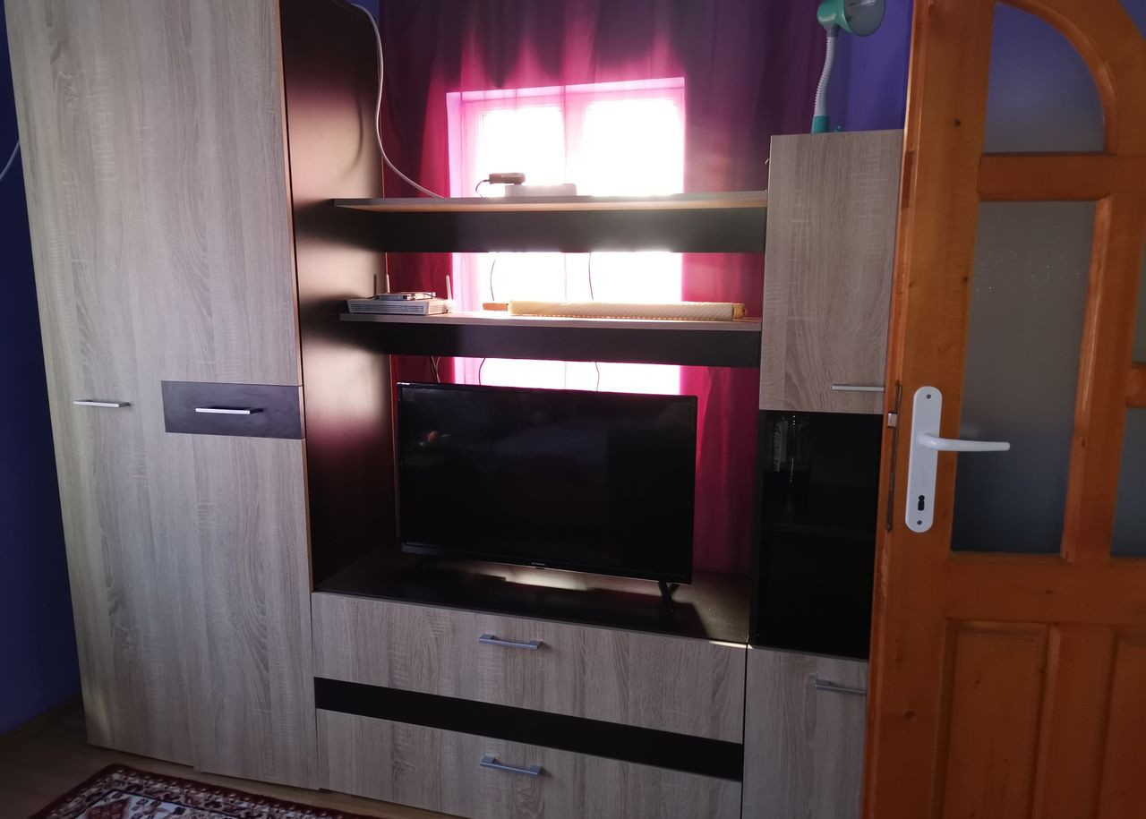 Casă cu 2 Camere și Teren Generos – Aninoasa (Sat Slănic), Argeș