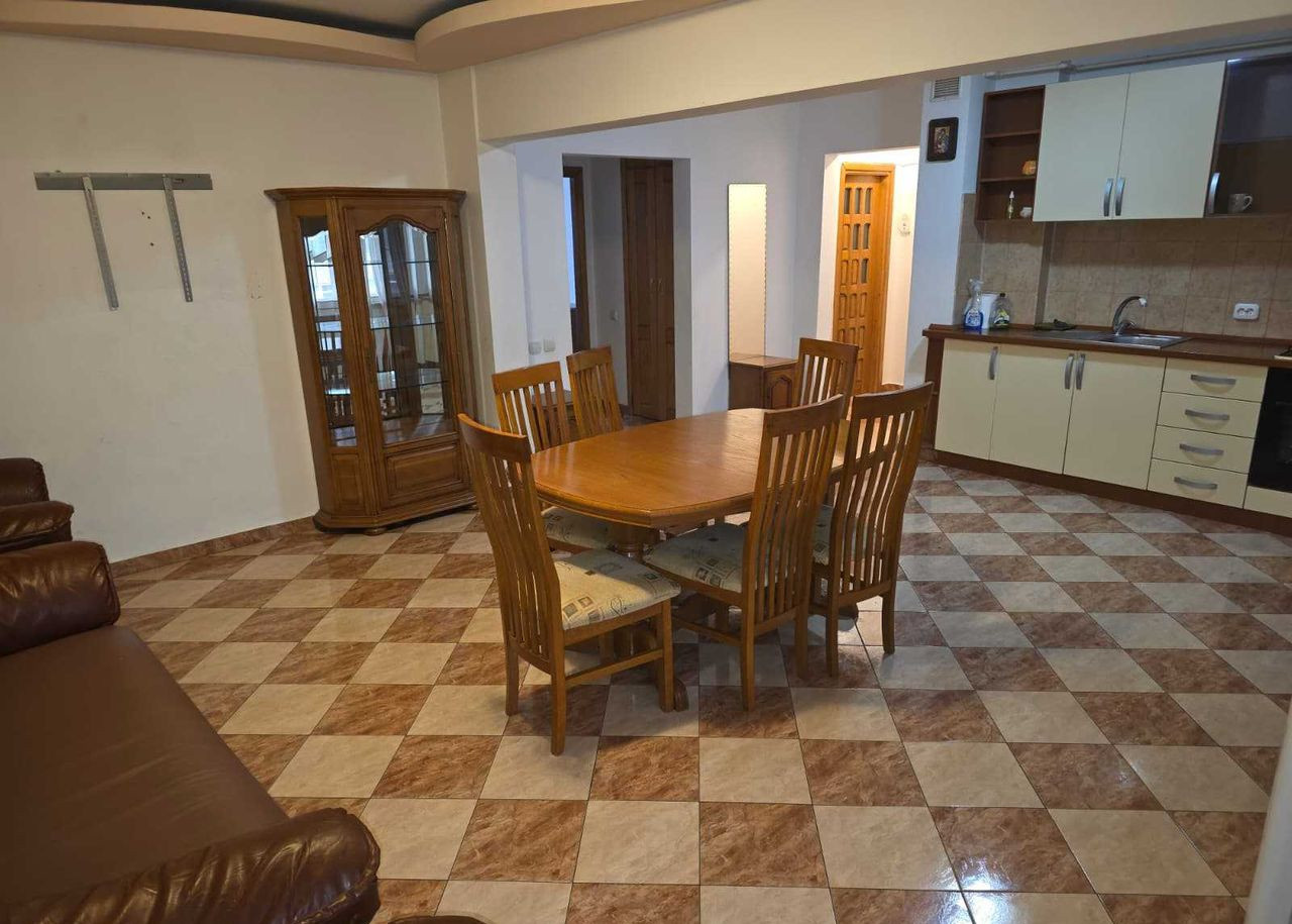 Inchiriere apartament 3 camere Gavana 3