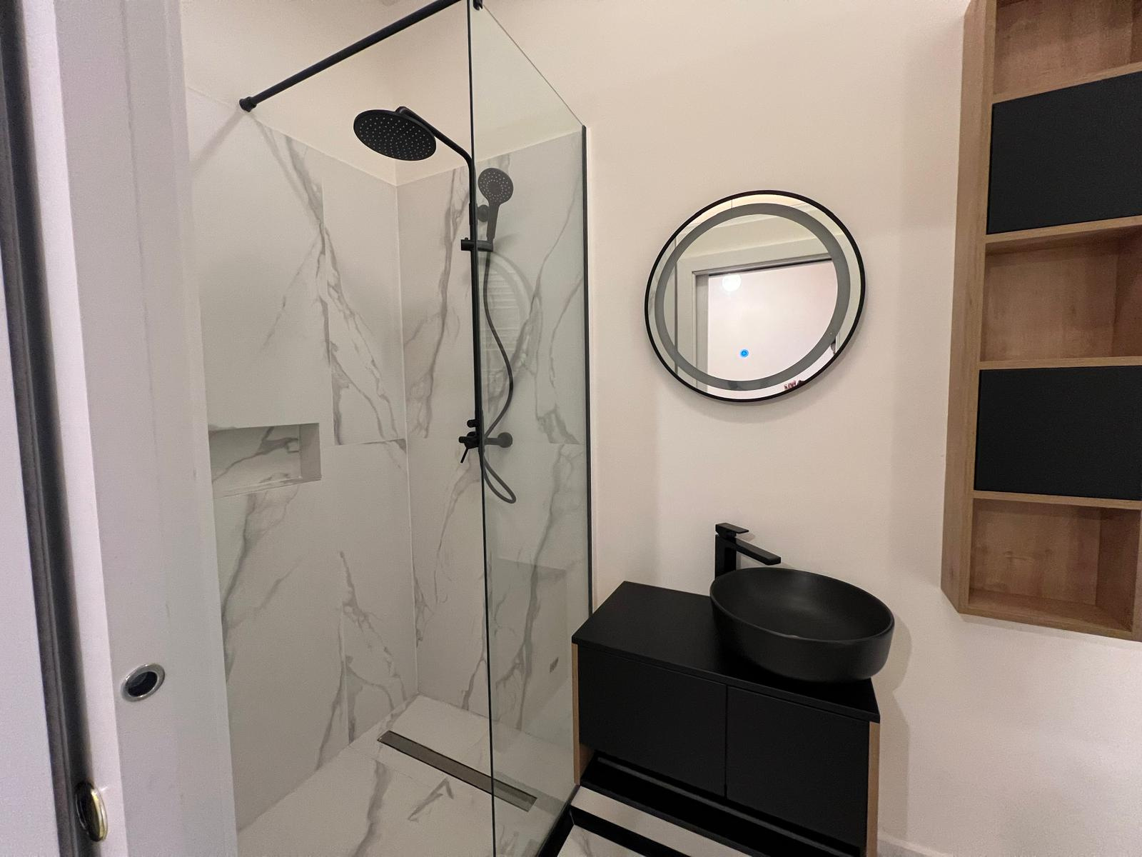 Apartament spațios cu 1 cameră + dormitor la mezanin, Ultracentral