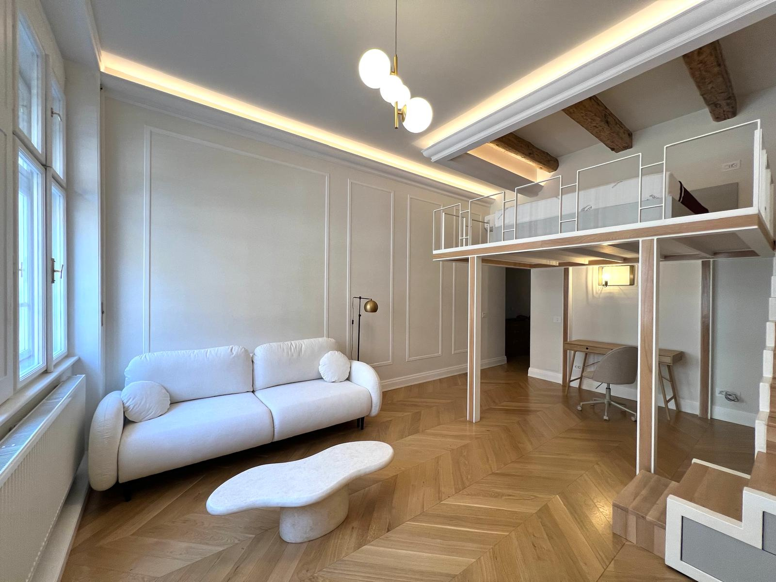 Apartament spațios cu 1 cameră + dormitor la mezanin, Ultracentral