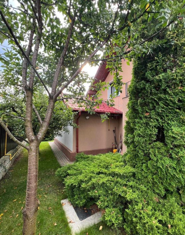 Casă de închiriat în BV Sacele, Molidului Nr. fn ([object Object]), 200 m²