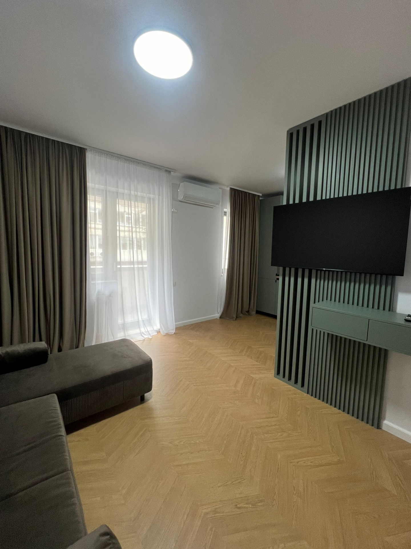 De închiriat apartament 2 camere, et 1 , langa City Mall, Constanta