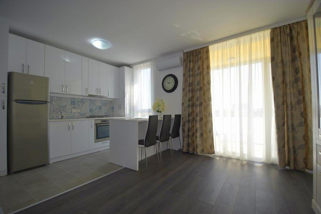 Apartament 2 camerede închiriat – Complex rezidențial modern , zona SEMICENTRALA