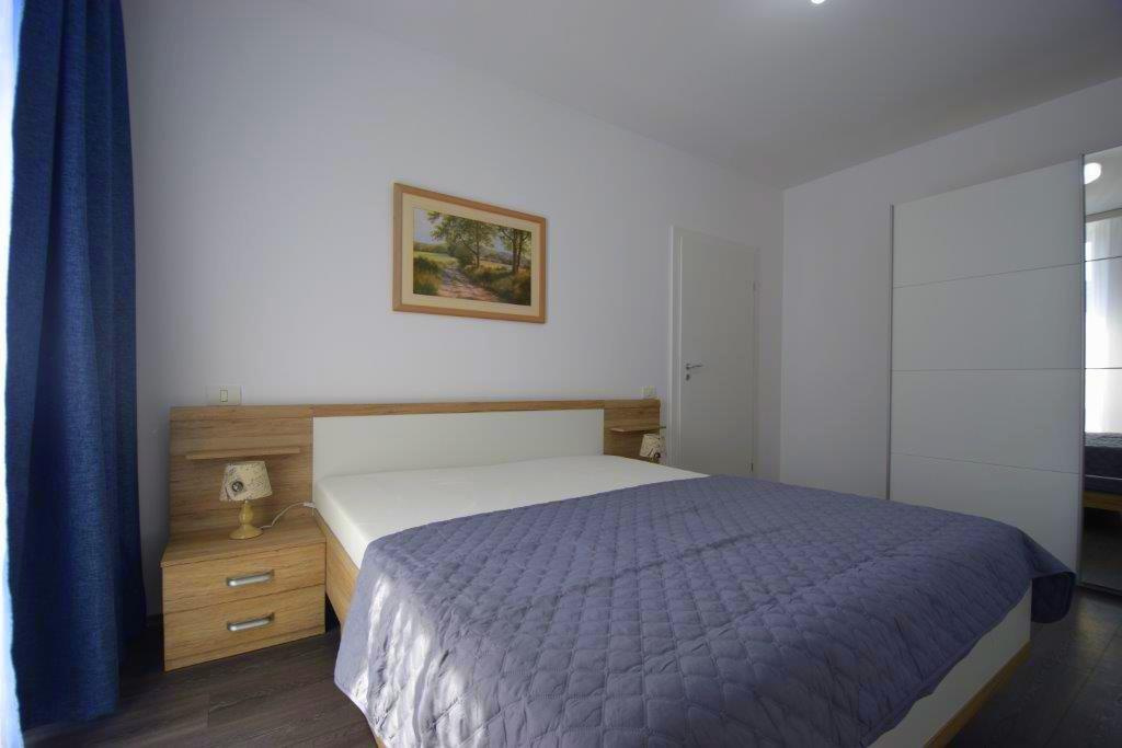 Apartament 2 camerede închiriat – Complex rezidențial modern , zona SEMICENTRALA