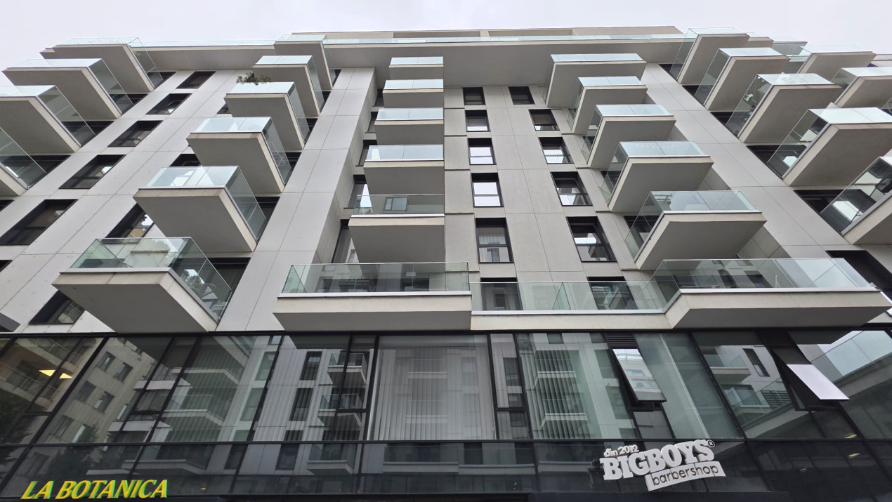 Apartament de vanzare -2 camere- mobilat-garaj- One Herastrau Plaza