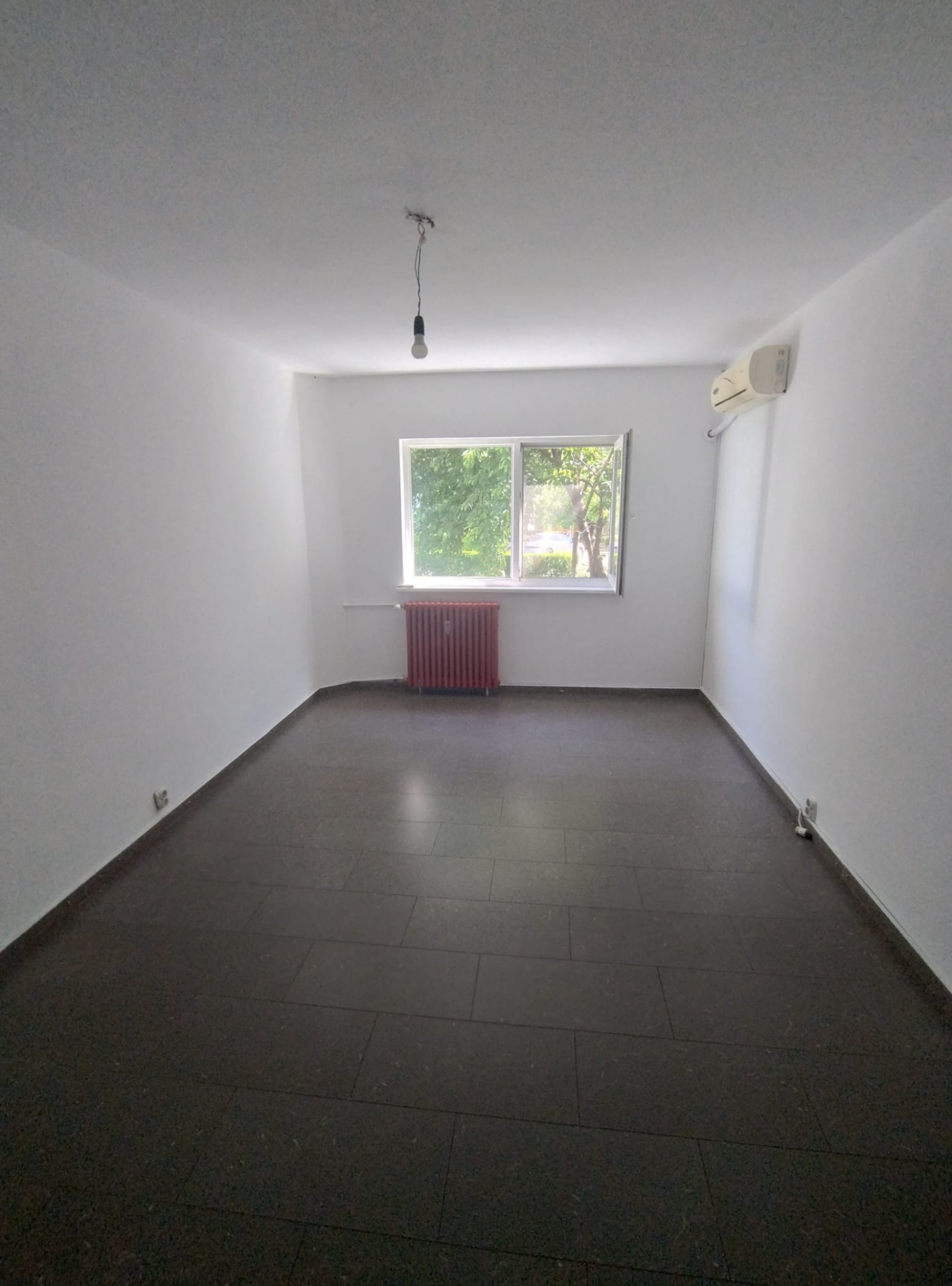 APARTAMENT 2 CAMERE TRIVALE COMPLEX 2 PARTER
