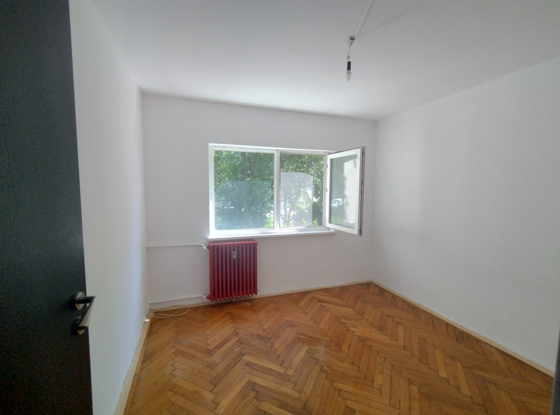 APARTAMENT 2 CAMERE TRIVALE COMPLEX 2 PARTER