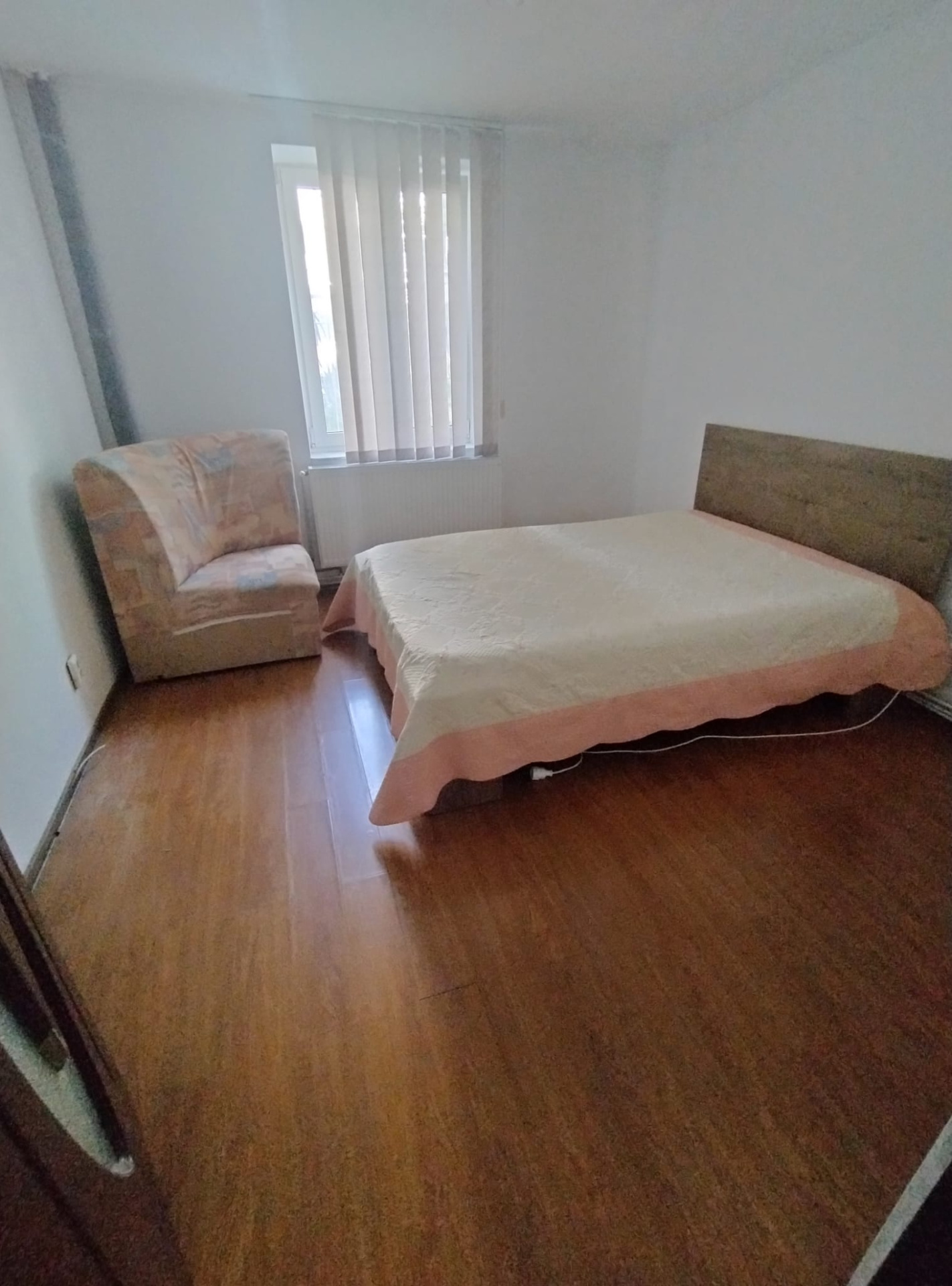 APARTAMENT 2 CAMERE TRIVALE PARTER