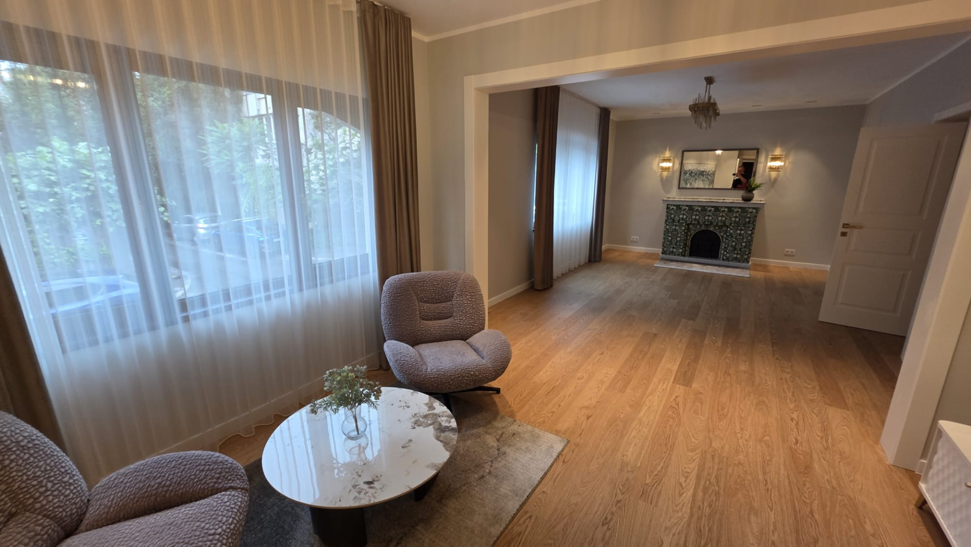 Apartament 4 camere de vanzare in vila- complet renovat 2026- parcare in curte