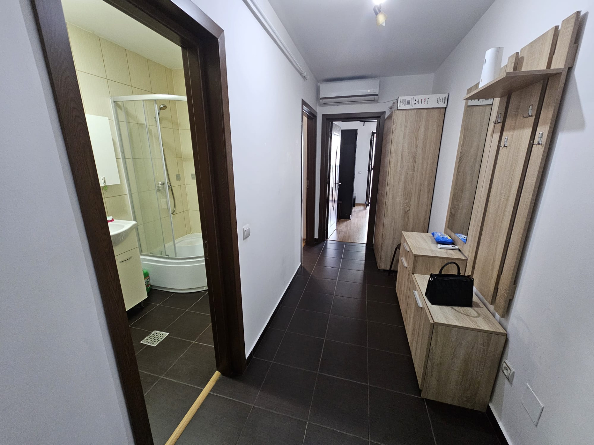Dristor, 10 min de metrou, de inchiriat 2 camere cu centrala proprie