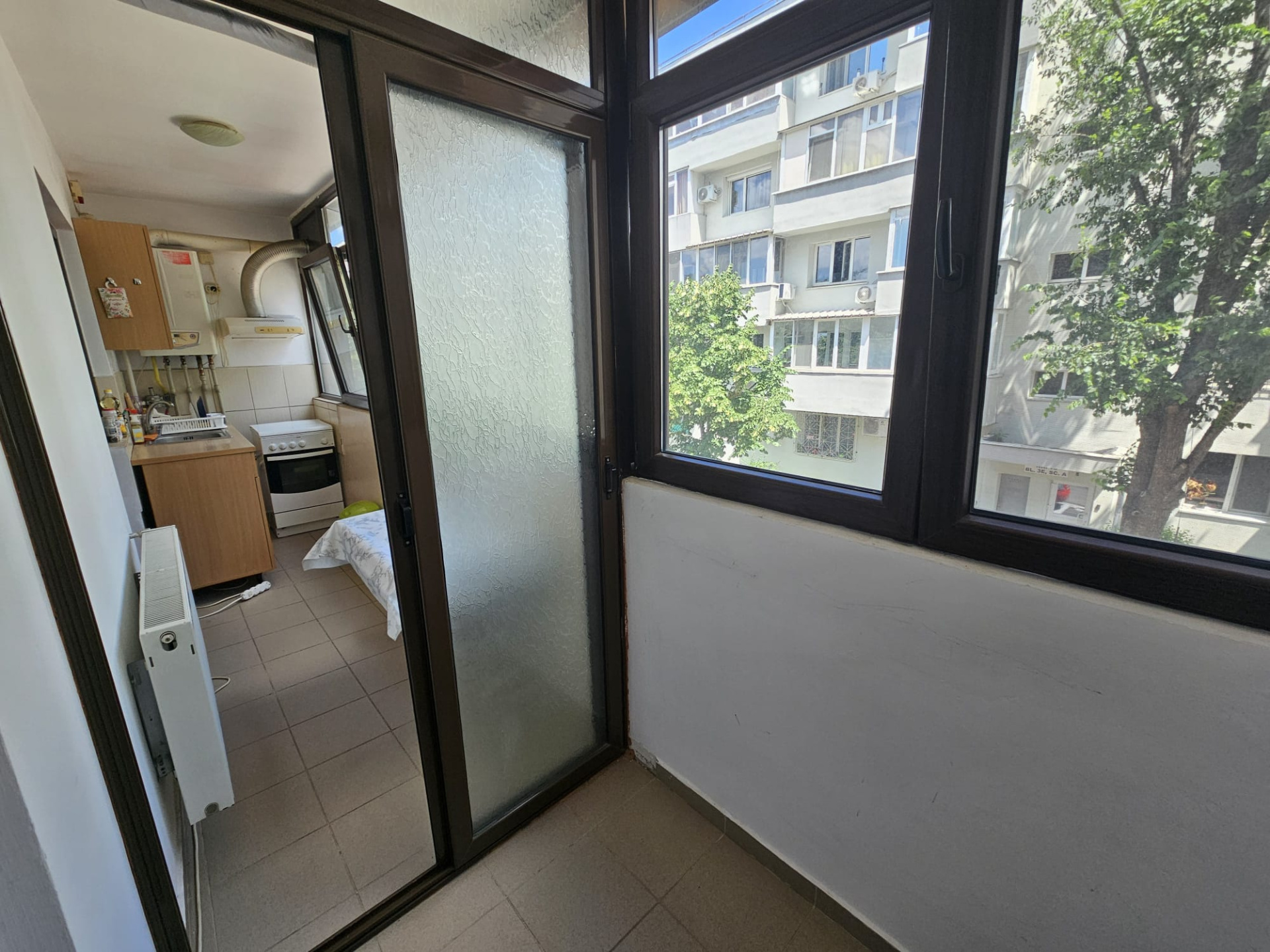 Dristor, 10 min de metrou, de inchiriat 2 camere cu centrala proprie